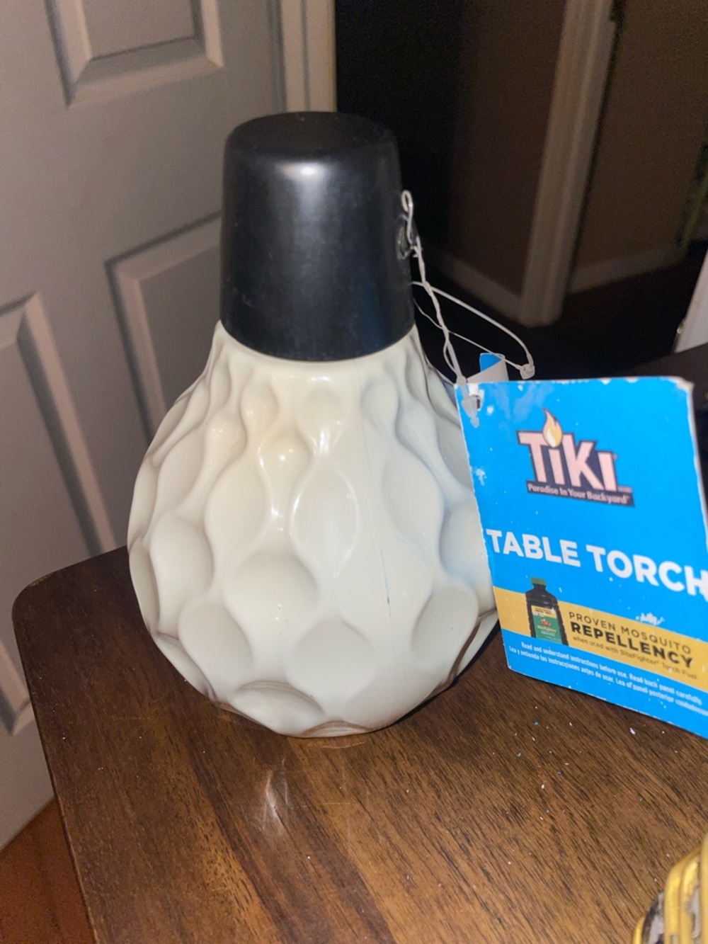 TIKI Seaside Escape Table Torche, 6" – Pastel Ivory Glass Outdoor Lighting
